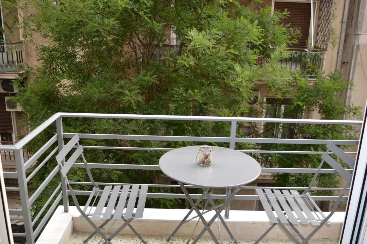 Leon Cozy Apartment Atene Esterno foto