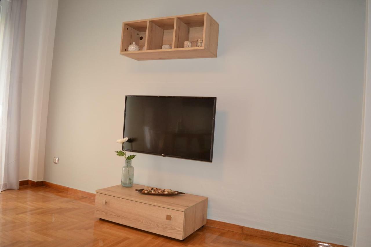 Leon Cozy Apartment Atene Esterno foto